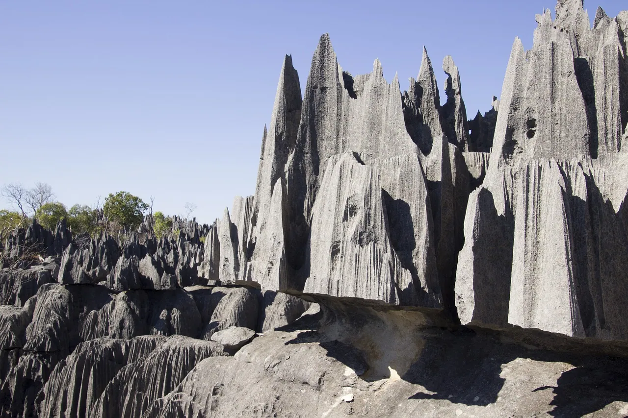 Explore the Western Part Differently — 5